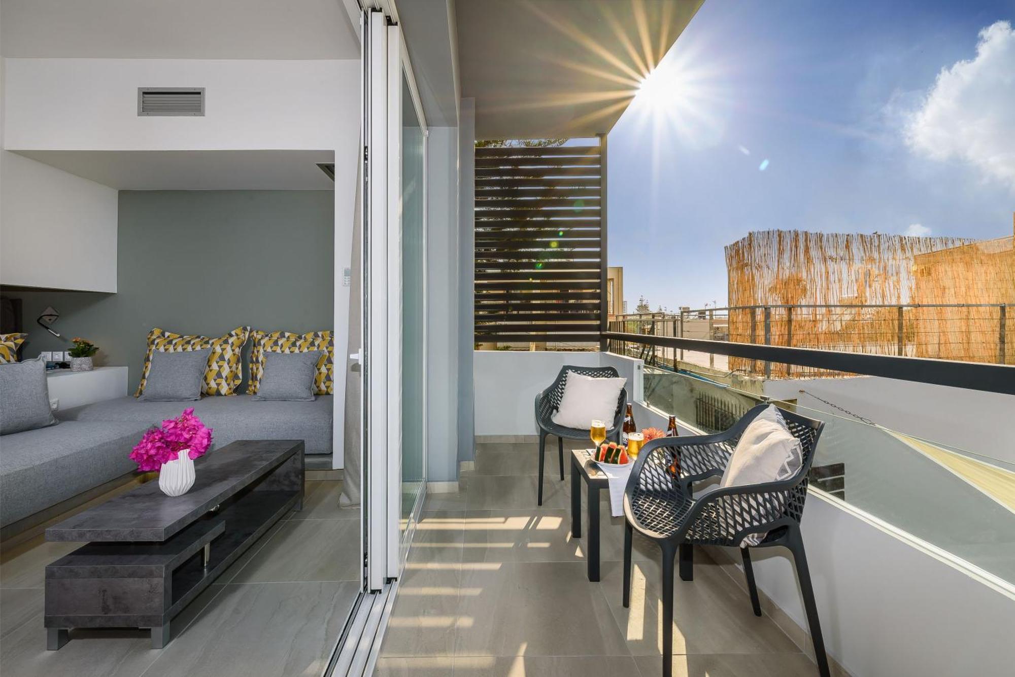 Solar Apartments Agia Marina 외부 사진